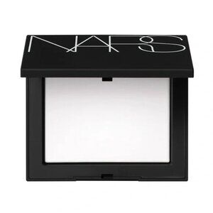 🍂 NARS Light Reflecting Setting Powder Pressed Translucent Crystal